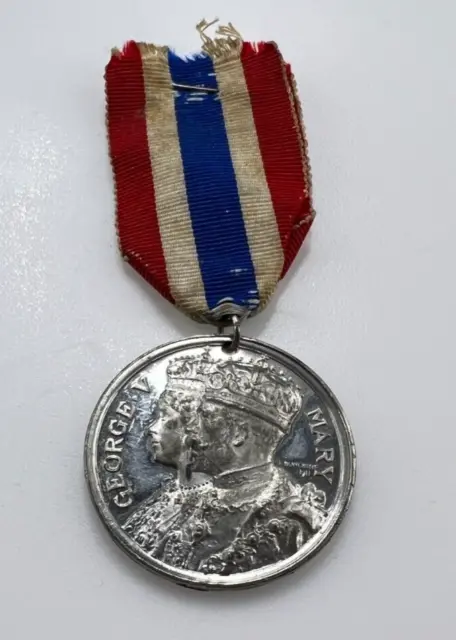 1911 King George V Coronation Medal soft White Metal 37 mm Diameter