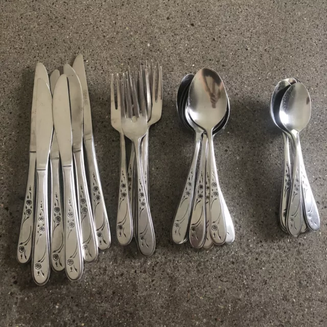 Vtg. Rogers Floral Stainless China Silverware 24 piece 6 place
