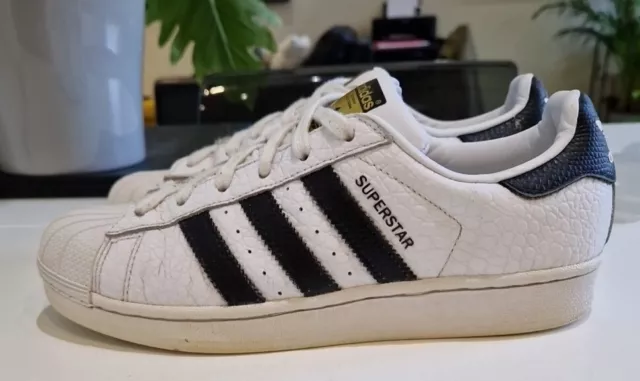 ADIDAS SUPERSTAR ORIGINALS. Mens Size 10 Uk Trainers. White Blk