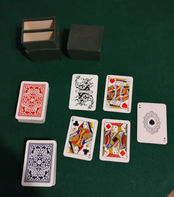 De La Rue half-size patience playing cards cube - 2 antique full packs + jokers