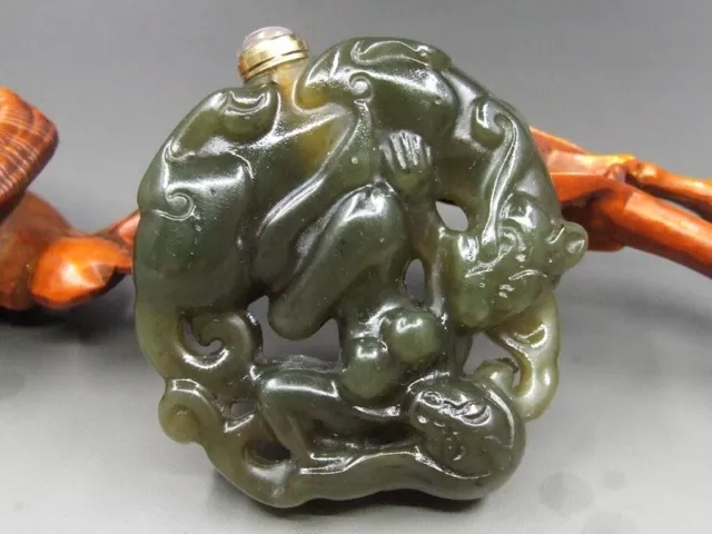 China,exquisite jade,pure manual carving,statues Snuff Bottle"Gilr"31208
