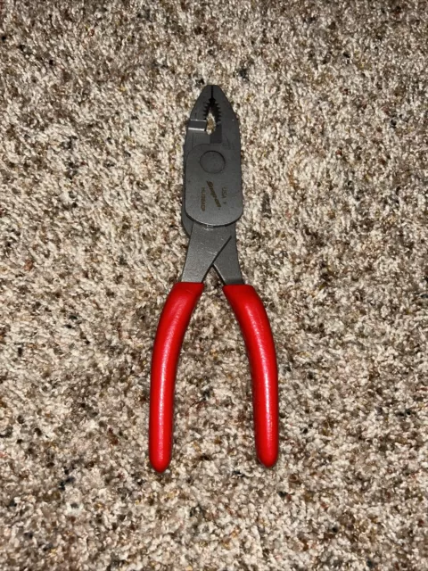 New Snap On  7-7/8" High Leverage Combination Pliers HL138ACP RED