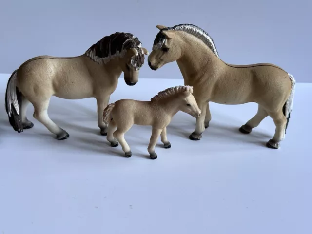 Schleich cheap fjord family