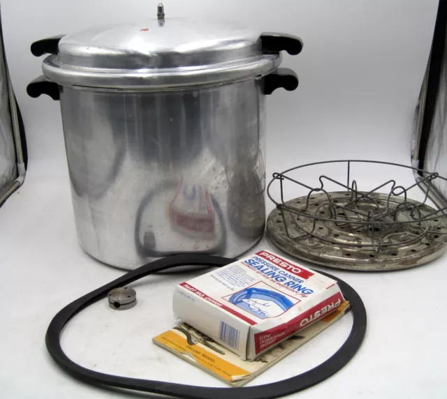 Vintage MIRRO-MATIC 4 Qt Pressure Cooker - household items - by