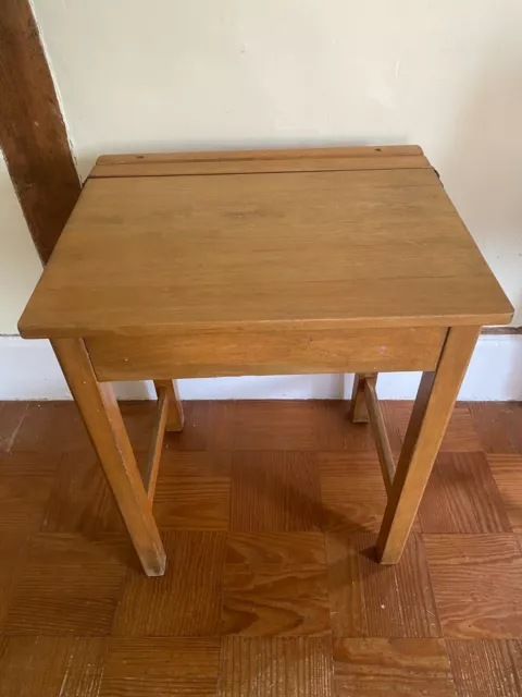 Traditional Old Vintage Wooden Flip Up School Desk