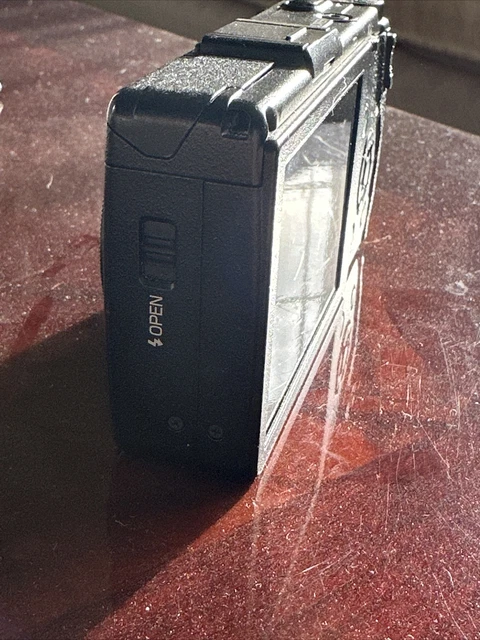 Ricoh GR DIGITAL III 10.0MP Digital Camera - Black (2009) 2