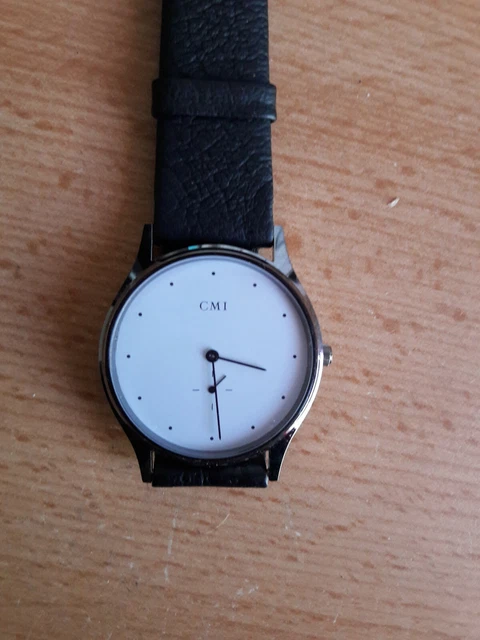 Montre Bracelet Homme Vintage Années 1990 - Cadran Doré, Bracelet Cuir Marron - Quartz - Très Bon état