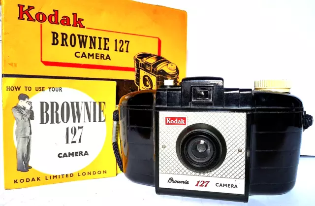 VINTAGE FILM CAMERA  1950's KODAK BROWNIE 127 - OVAL Original Box  Working A1 OK