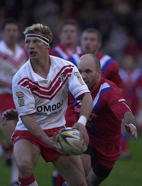 ST HELENS' SEAN Long during the Rugby Super League match between - Old ...