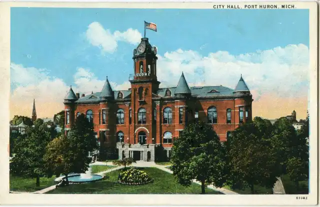 Michigan Port Huron MI ~ CITY HALL ~ 1920's Postcard 20698