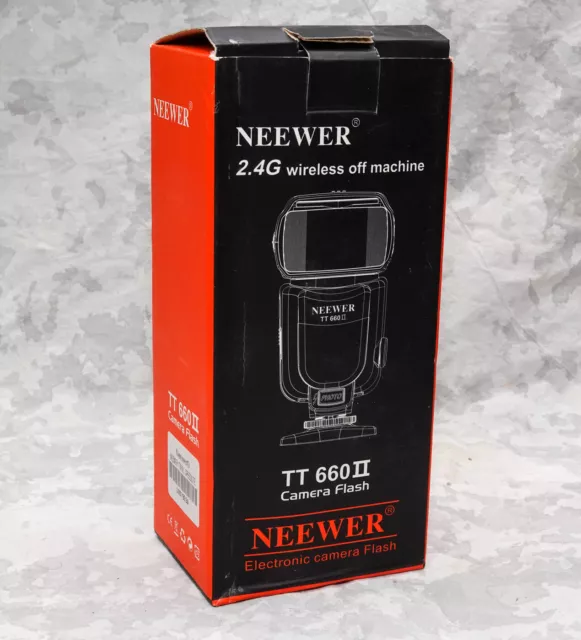 Neewer TT660 II Speedlite Flash Light  Digital SLR