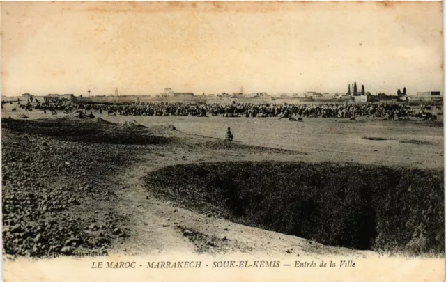 CPA AK Marrakech - Souk-El-Kemis - Entree de la Ville MAROC (963586)