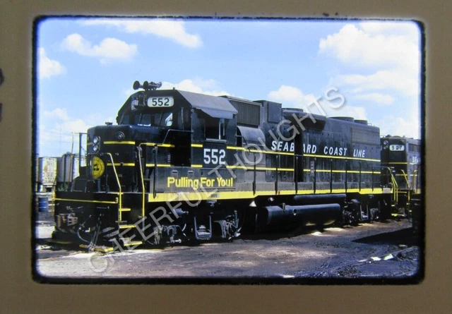 Original '75 Kodachrome Slide SCL Seaboard Coast Line 552 GP38-2 Atlanta   38Y46