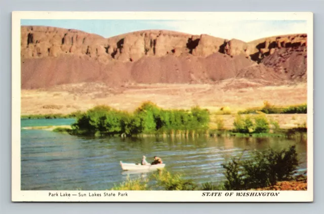 Park Lake at Sun Lakes Dry Falls State Park Washington WA Vtg Postcard Unused B