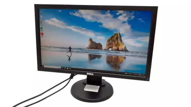 Dell E2210Hc 21.5" Widescreen LED Monitor with vga and mains cable