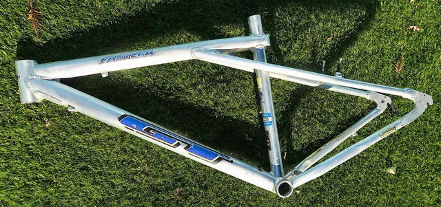 VINTAGE GT PANTERA 15