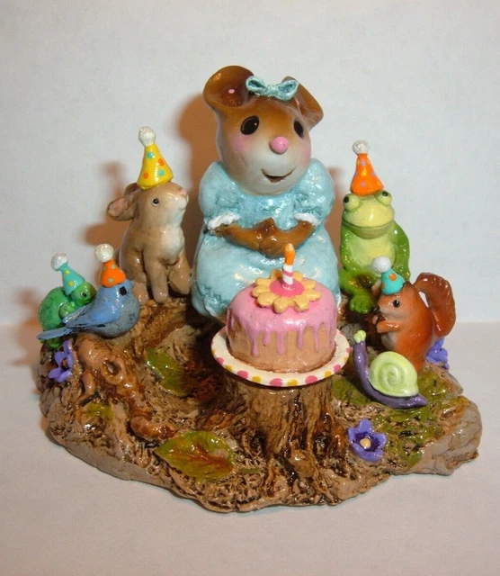 Wee Forest Folk M-483a Life of the Party ! retired