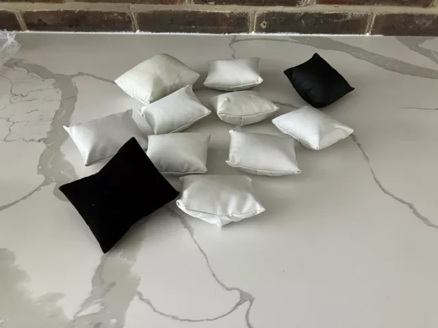 11 Padded Assorted Jewellery Cushions