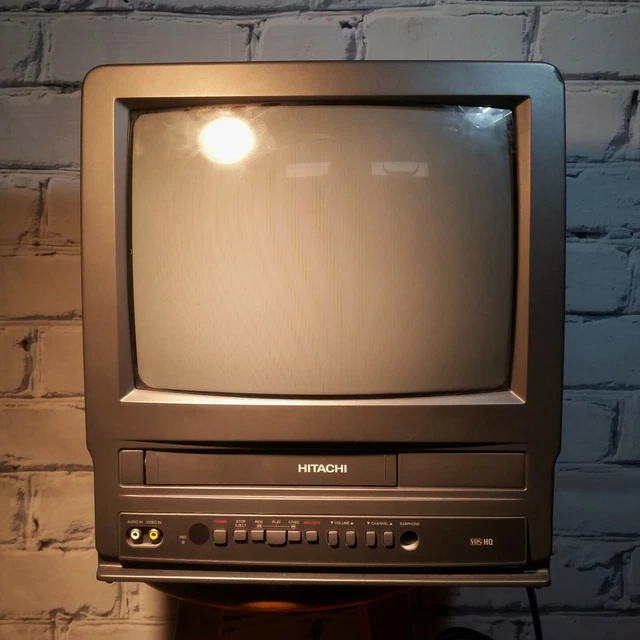 VTG 1996 HITACHI 13" CRT Color TV VCR Combo 13VR7B Gaming Kitchen RV For Parts £23.68 PicClick UK