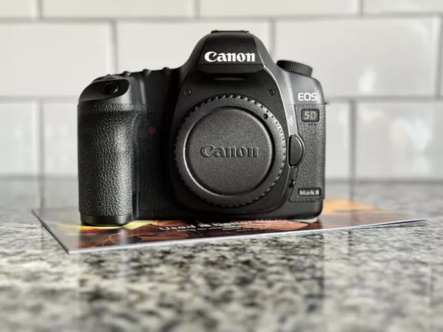 Canon EOS 5D Mark II 21.1 MP Excellent Condition 9,168 Shutter Count