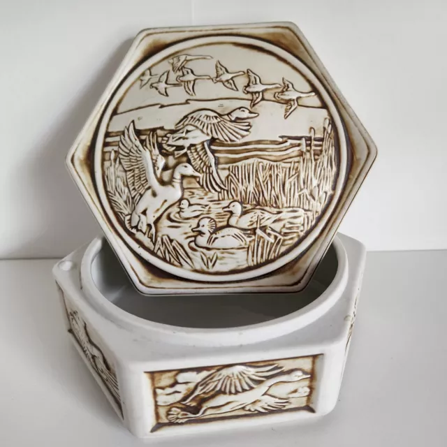 Vintage Avon Ceramic Ducks/Mallards/Geese Trinket Box