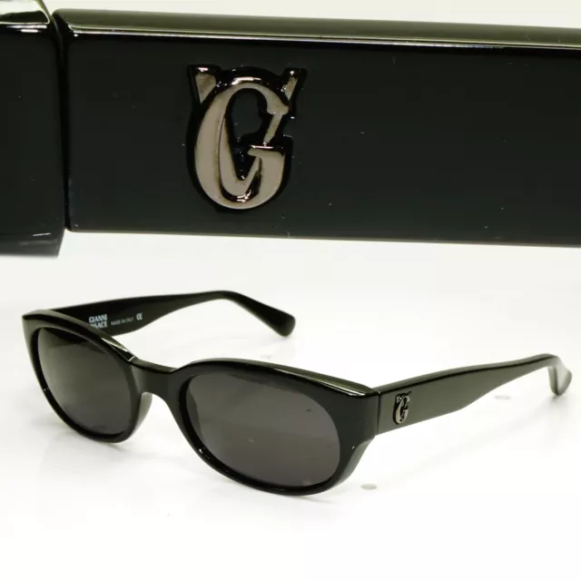 Gianni Versace 1996 Unisex Vintage Black Sunglasses GV MOD 472/G COL 852