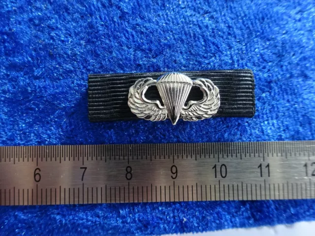 (S1-230)  USA Fallschirmjäger Springerabzeichen Ribbon US/NATO 37mm