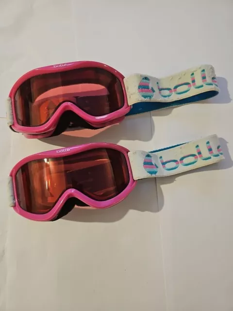 Bolle Ski goggles for kids Junior Vermillion lens good condition x2