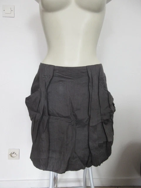 Jupe Courte IKKS En Soie – Couleur Gris Avec Motifs Parme – Taille 38 – Occasion TB