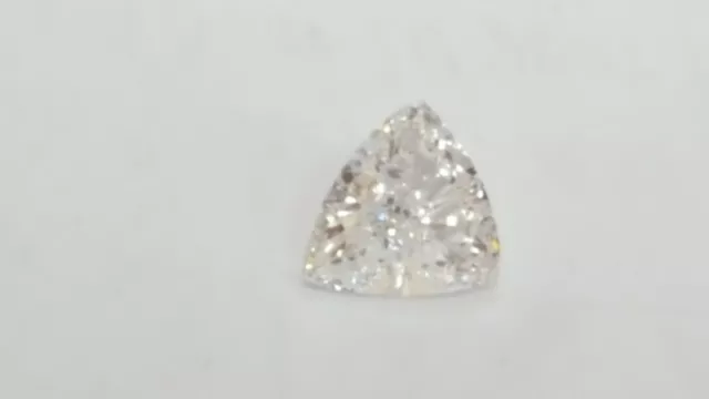 GIA Certificate 0.84ct Trillion Cut Excellent Diamond E Color and SI2 Clarity