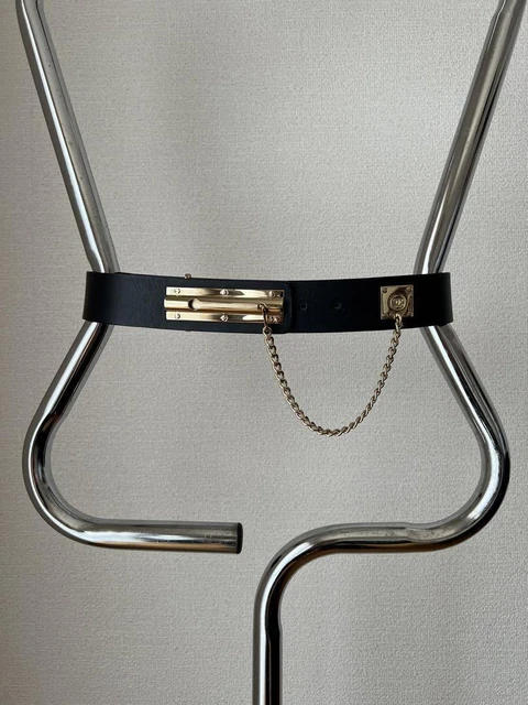 SS2002 CHANEL SLIDE CHAIN LEATHER BELT