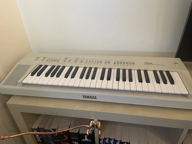 Yamaha PS-20 Keyboard