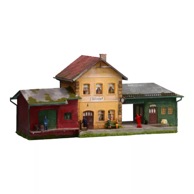 Diorama H0/1:87 Top Gebäude Bahnhof kleiner Landbahnhof#patiniert#begrünt