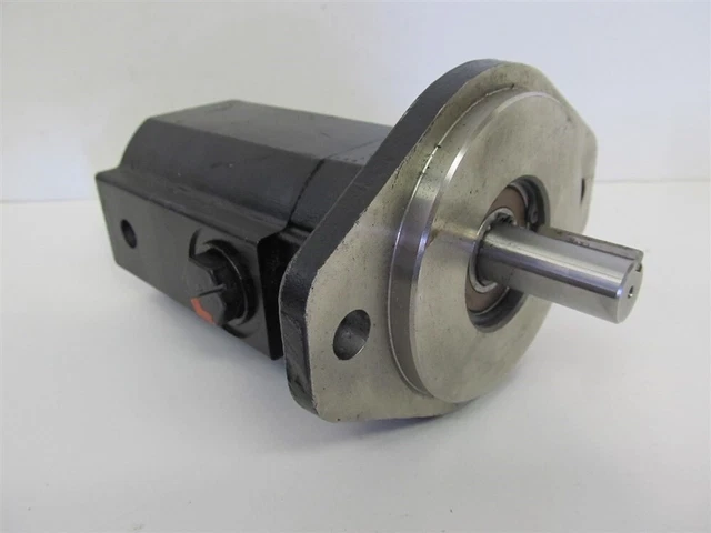 Tennant 1054588, Hydraulic Gear Pump - Brush Drive - S20 Sweeper