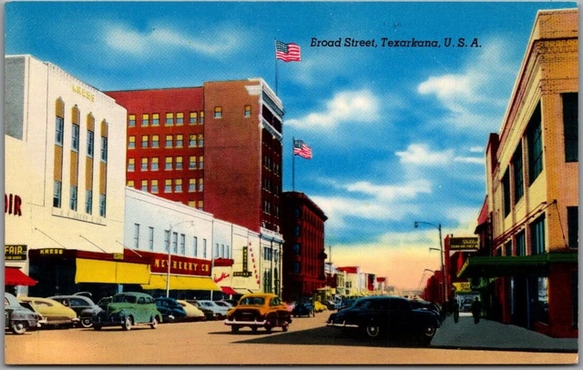 Texarkana, Texas - Arkansas Postcard BROAD STREET Downtown Scene c1950s Chrome