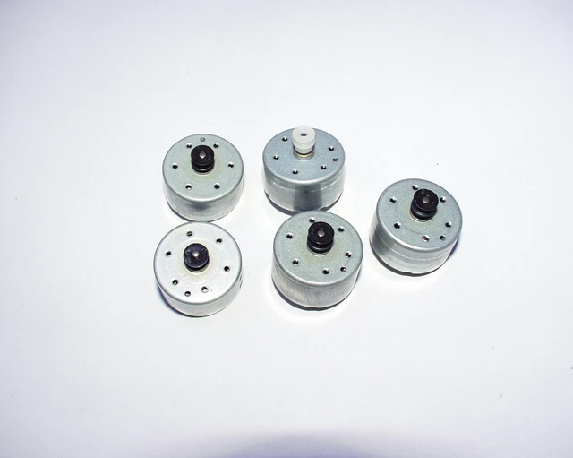 MABUCHI MOTOR RF-300EH-1D390 5.9 Volt EUR 10,00 - PicClick DE