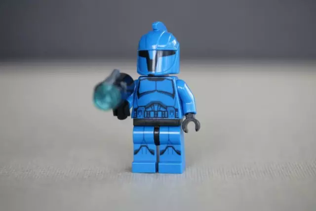Lego Star Wars Figurine Senate Commando   TBE comme Neuf Lot 0133
