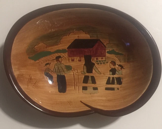 Pennsbury Pottery Oval Bowl Penndlyvania Dutch Barn 12 Inches