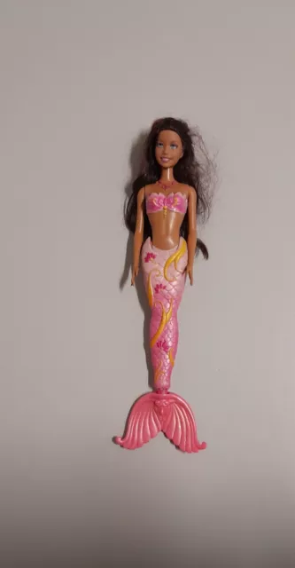 2004 Barbie Mermaid Splash and Style Doll Barbie In A Mermaid Tale Mattel