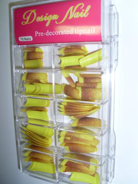 faux ongle jaune pailleté