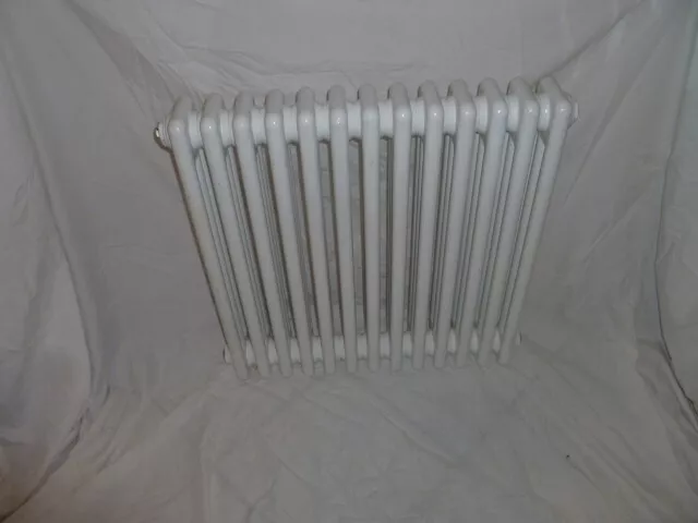 Hudson Reed Regent 13 Rails Cast Iron 24X24X4 Radiator Hudson Reed Regent 13 Rails Cast Iron 24X24X4 Radiator