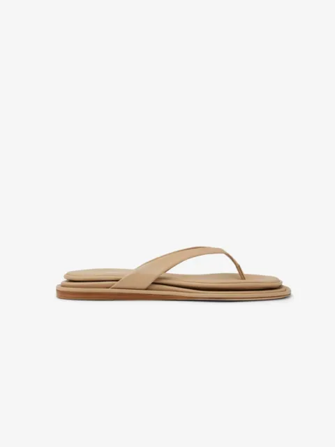 Tamara Mellon PILLOW TOP Luster sandals size 38,8