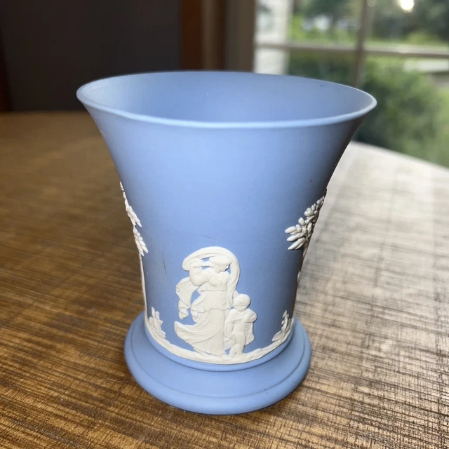 VINTAGE WEDGWOOD BLUE Jasperware Trumpet Vase Greek Goddess Cherubs