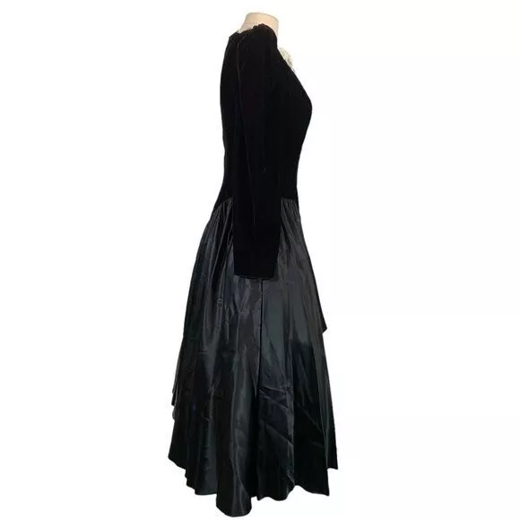 Vintage HW Collection Womens Victorian Velvet Satin Midi Dress Black Size S/M 2