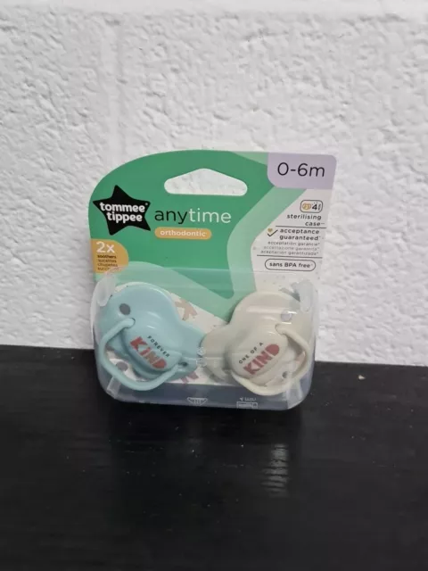 Tommee Tippee Any Time Orthodontic Soothers Dummies Twin Pack in Case 0-6m