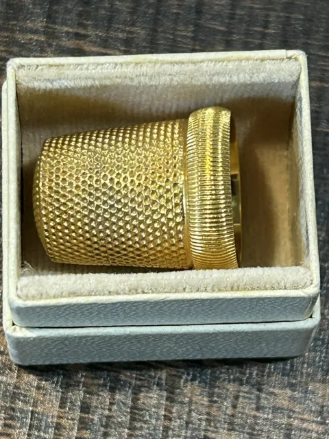 Antique 14 Kt Gold Thimble 1900s