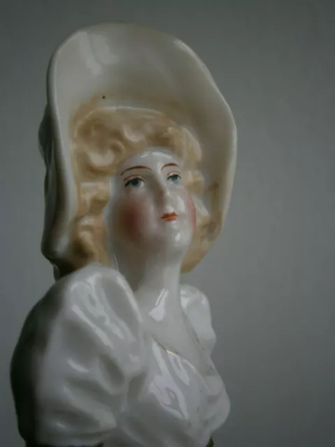 Figurine Statue Porcelaine Biscuit Emaille "Femme 1900" Ceramique Deco Mode