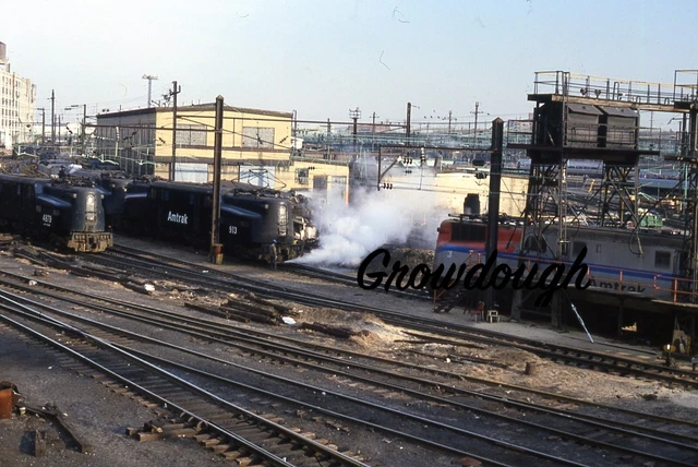 Original Amtrak 913 GG1 Sunnyside Yard Kodachrome 35mm Photo Slide