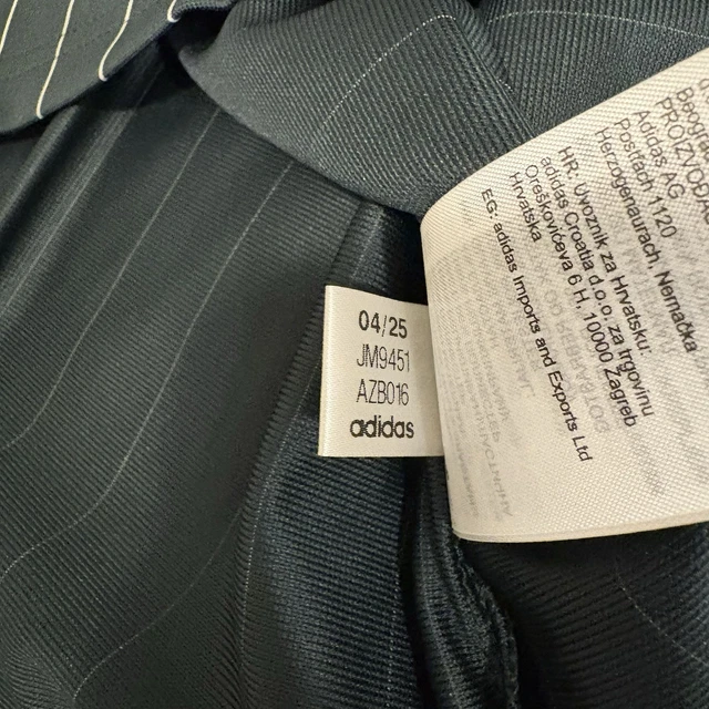 unisex crocs flip flops