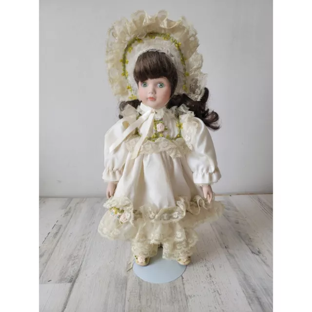 Design Debut Suzanna porcelain doll girl collectible dress lace